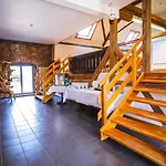 Weyberhöfe 4*