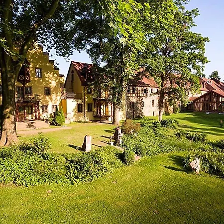 Отель Weyberhoefe Хёсбах