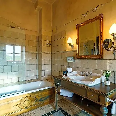 Отель Weyberhoefe 4*